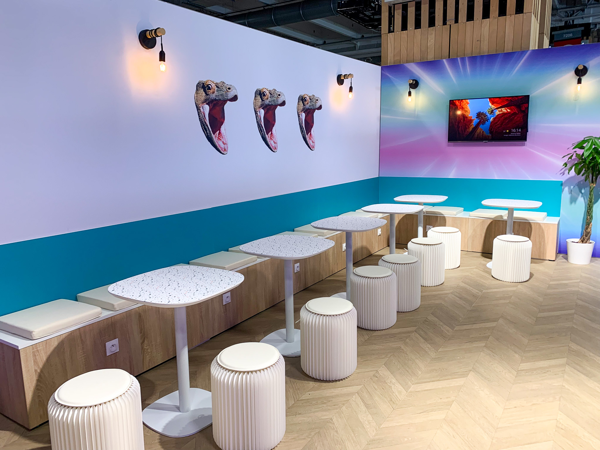 EG-Event_TwitchCon-lounge_